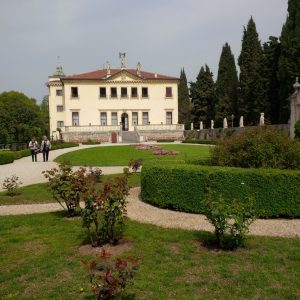 Veneto TourGuide_Villa Valmarana ai nani