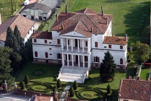 vENETO TOURGUIDE_Villa Cornano Gable a Piombino Dese